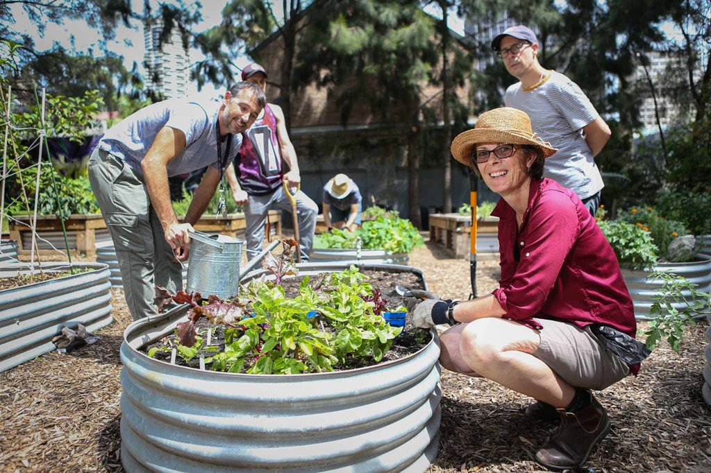 Connecting with Gardening Communities