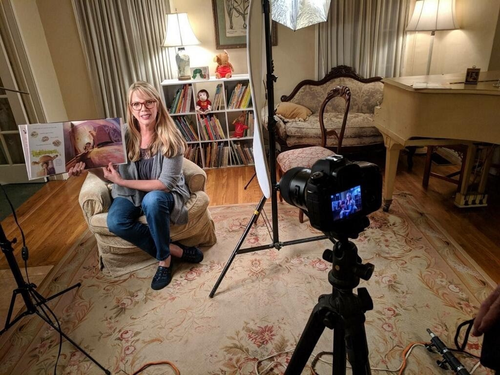 Essential Equipment for Studio Lighting at Home